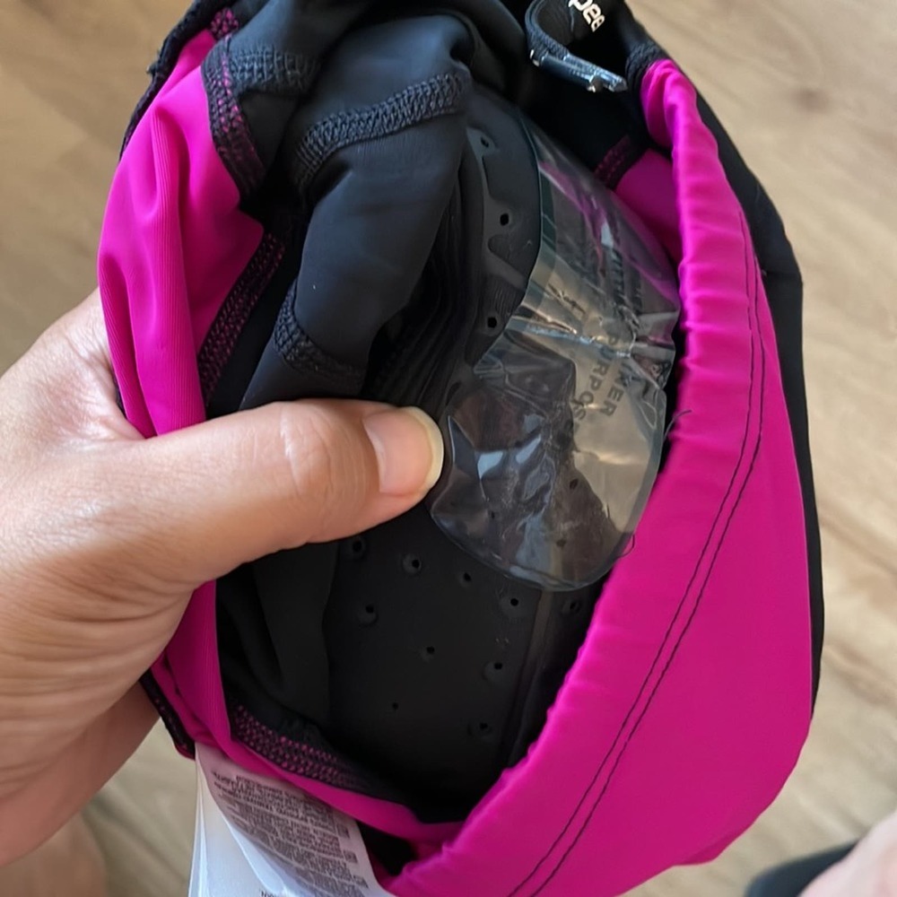 NWT Speedo Fastskin Xenon Tri Shorts Size XS Black Pink Tri Pad Bonded Leg Hem - Picture 11 of 14